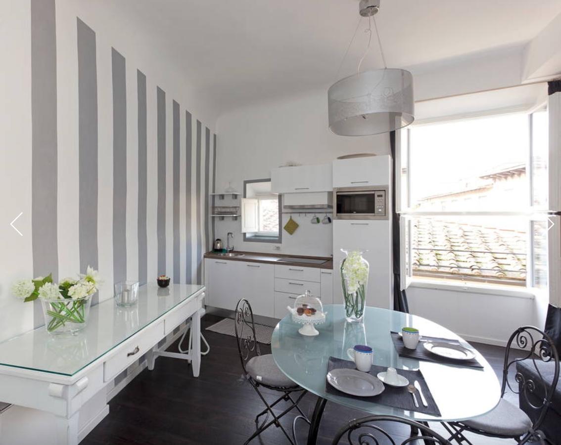 Old Bridge: Historical And Chic Apartment Флоренція Екстер'єр фото