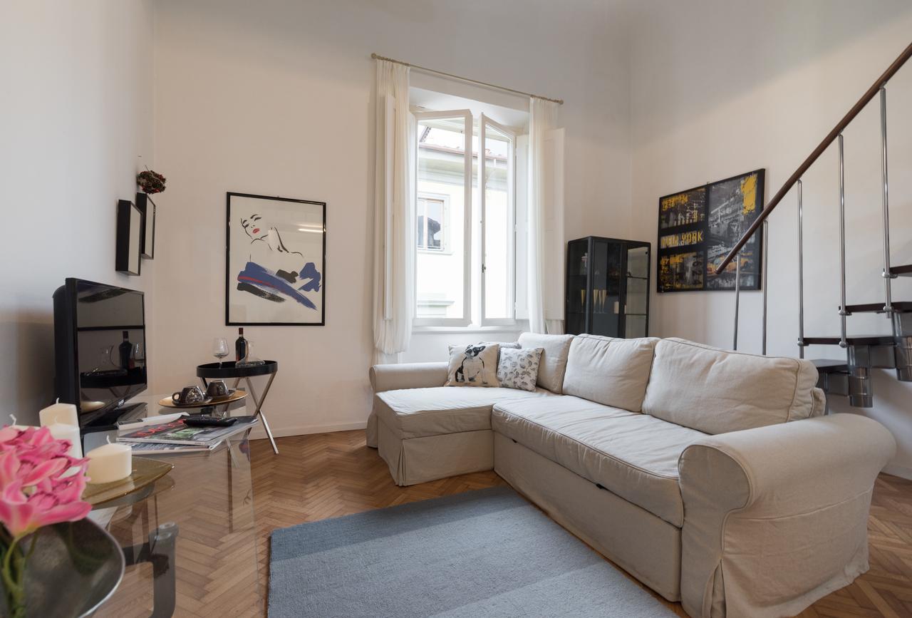 Old Bridge: Historical And Chic Apartment Флоренція Екстер'єр фото
