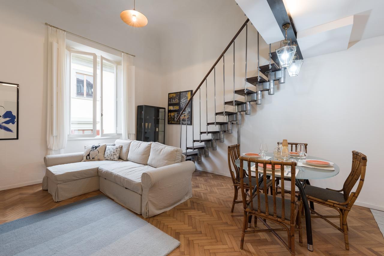 Old Bridge: Historical And Chic Apartment Флоренція Екстер'єр фото